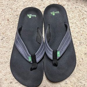 Sanuk Flip Flops